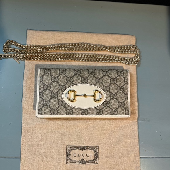 Gucci horse-bit leather wallet. With chain strap. - Picture 9 of 16